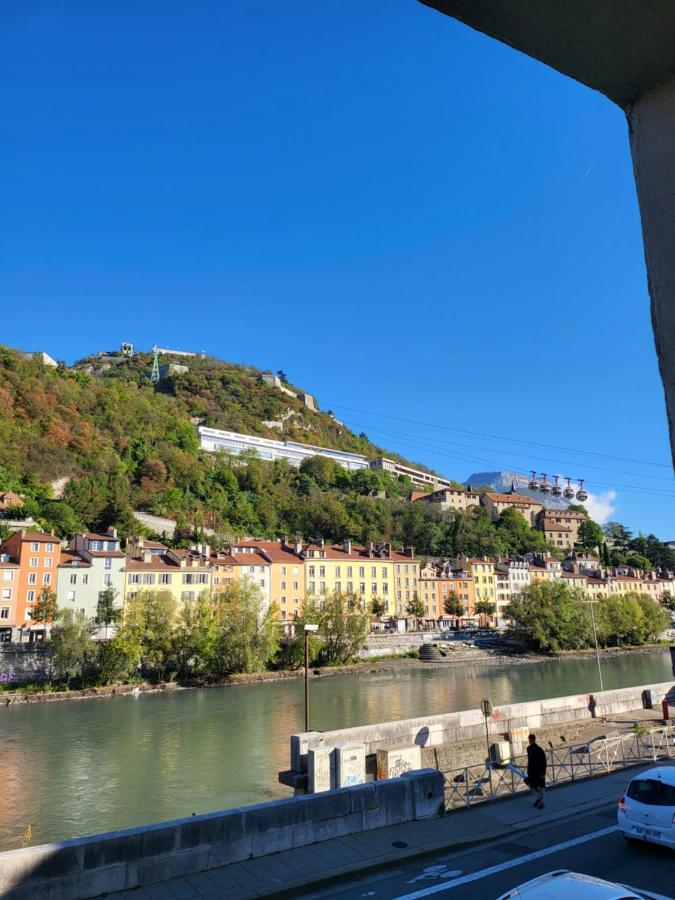 Apartment R'apparts Street Art Grenoble